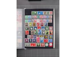 1940/2014(ca.), vorwiegend postfrische Sammlungen, dabei Französische Zone inkl. Mi.-Nr. 46II postfrisch, Bizone Mi.-Nr. 52-6