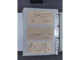 1820/60 (ca.), über 600 Vorphila- und Dienstbriefe, dabei rote und blaue Stempel, viele verschiedene Orte