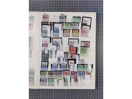 1948, meist postfrischer und gestempelter Bestand “Band/Netz” und “Bauten” mit u.a. Viererblocks, Marken mit Rändern, Bogenec