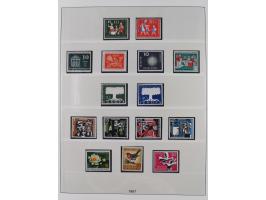 1945/90, ungebrauchte und postfrische Sammlung, oftmals komplett, dabei Bund/Berlin und DDR, DDR mit guten Dienstmarken inkl.