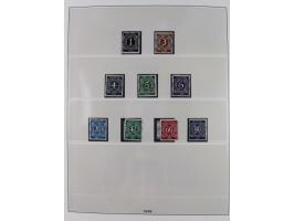 1945/90, ungebrauchte und postfrische Sammlung, oftmals komplett, dabei Bund/Berlin und DDR, DDR mit guten Dienstmarken inkl.