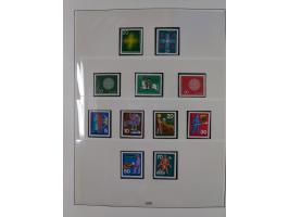 1945/90, ungebrauchte und postfrische Sammlung, oftmals komplett, dabei Bund/Berlin und DDR, DDR mit guten Dienstmarken inkl.