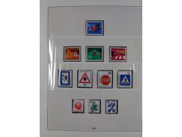 1945/90, ungebrauchte und postfrische Sammlung, oftmals komplett, dabei Bund/Berlin und DDR, DDR mit guten Dienstmarken inkl.