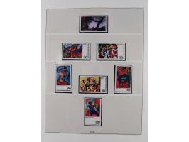 1945/90, ungebrauchte und postfrische Sammlung, oftmals komplett, dabei Bund/Berlin und DDR, DDR mit guten Dienstmarken inkl.