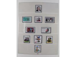 1945/90, ungebrauchte und postfrische Sammlung, oftmals komplett, dabei Bund/Berlin und DDR, DDR mit guten Dienstmarken inkl.