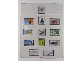 1945/90, ungebrauchte und postfrische Sammlung, oftmals komplett, dabei Bund/Berlin und DDR, DDR mit guten Dienstmarken inkl.