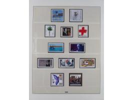 1945/90, ungebrauchte und postfrische Sammlung, oftmals komplett, dabei Bund/Berlin und DDR, DDR mit guten Dienstmarken inkl.