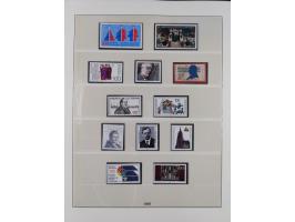 1945/90, ungebrauchte und postfrische Sammlung, oftmals komplett, dabei Bund/Berlin und DDR, DDR mit guten Dienstmarken inkl.