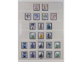 1945/90, ungebrauchte und postfrische Sammlung, oftmals komplett, dabei Bund/Berlin und DDR, DDR mit guten Dienstmarken inkl.