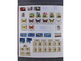 1945/90, ungebrauchte und postfrische Sammlung, oftmals komplett, dabei Bund/Berlin und DDR, DDR mit guten Dienstmarken inkl.