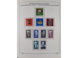 1945/90, ungebrauchte und postfrische Sammlung, oftmals komplett, dabei Bund/Berlin und DDR, DDR mit guten Dienstmarken inkl.