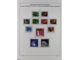 1945/90, ungebrauchte und postfrische Sammlung, oftmals komplett, dabei Bund/Berlin und DDR, DDR mit guten Dienstmarken inkl.