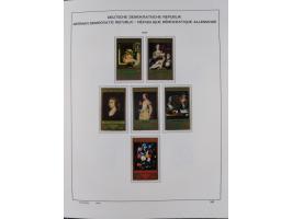 1945/90, ungebrauchte und postfrische Sammlung, oftmals komplett, dabei Bund/Berlin und DDR, DDR mit guten Dienstmarken inkl.