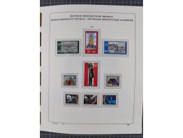1945/90, ungebrauchte und postfrische Sammlung, oftmals komplett, dabei Bund/Berlin und DDR, DDR mit guten Dienstmarken inkl.