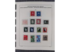 1945/90, ungebrauchte und postfrische Sammlung, oftmals komplett, dabei Bund/Berlin und DDR, DDR mit guten Dienstmarken inkl.