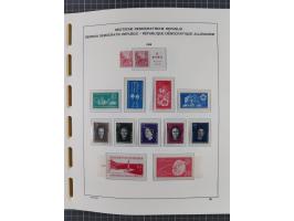 1945/90, ungebrauchte und postfrische Sammlung, oftmals komplett, dabei Bund/Berlin und DDR, DDR mit guten Dienstmarken inkl.