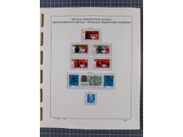 1945/90, ungebrauchte und postfrische Sammlung, oftmals komplett, dabei Bund/Berlin und DDR, DDR mit guten Dienstmarken inkl.