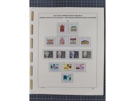 1945/90, ungebrauchte und postfrische Sammlung, oftmals komplett, dabei Bund/Berlin und DDR, DDR mit guten Dienstmarken inkl.