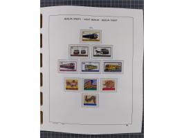 1945/90, ungebrauchte und postfrische Sammlung, oftmals komplett, dabei Bund/Berlin und DDR, DDR mit guten Dienstmarken inkl.