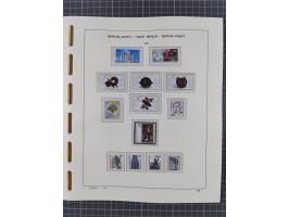 1945/90, ungebrauchte und postfrische Sammlung, oftmals komplett, dabei Bund/Berlin und DDR, DDR mit guten Dienstmarken inkl.