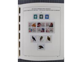 1945/90, ungebrauchte und postfrische Sammlung, oftmals komplett, dabei Bund/Berlin und DDR, DDR mit guten Dienstmarken inkl.