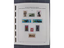 1945/90, ungebrauchte und postfrische Sammlung, oftmals komplett, dabei Bund/Berlin und DDR, DDR mit guten Dienstmarken inkl.