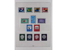 1948/2001, vorwiegend postfrische Sammlung, dabei Bund, Berlin und DDR in den Hauptnummern augenscheinlich komplett, außerdem