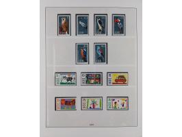 1948/2001, vorwiegend postfrische Sammlung, dabei Bund, Berlin und DDR in den Hauptnummern augenscheinlich komplett, außerdem