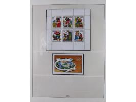 1948/2001, vorwiegend postfrische Sammlung, dabei Bund, Berlin und DDR in den Hauptnummern augenscheinlich komplett, außerdem