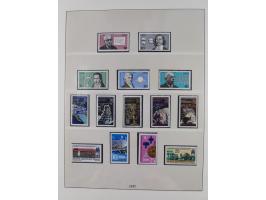 1948/2001, vorwiegend postfrische Sammlung, dabei Bund, Berlin und DDR in den Hauptnummern augenscheinlich komplett, außerdem