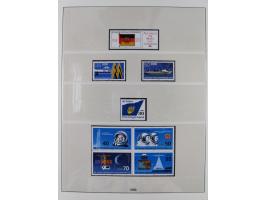 1948/2001, vorwiegend postfrische Sammlung, dabei Bund, Berlin und DDR in den Hauptnummern augenscheinlich komplett, außerdem