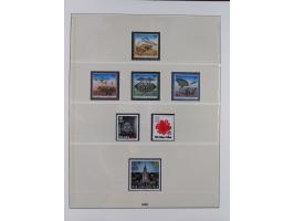 1948/2001, vorwiegend postfrische Sammlung, dabei Bund, Berlin und DDR in den Hauptnummern augenscheinlich komplett, außerdem