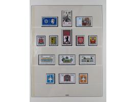 1948/2001, vorwiegend postfrische Sammlung, dabei Bund, Berlin und DDR in den Hauptnummern augenscheinlich komplett, außerdem