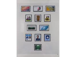 1948/2001, vorwiegend postfrische Sammlung, dabei Bund, Berlin und DDR in den Hauptnummern augenscheinlich komplett, außerdem