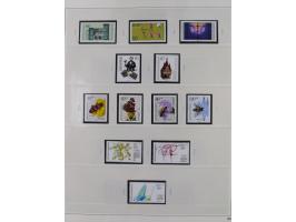 1948/2001, vorwiegend postfrische Sammlung, dabei Bund, Berlin und DDR in den Hauptnummern augenscheinlich komplett, außerdem