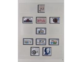 1948/2001, vorwiegend postfrische Sammlung, dabei Bund, Berlin und DDR in den Hauptnummern augenscheinlich komplett, außerdem