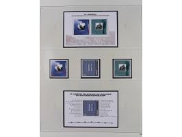 1948/2001, vorwiegend postfrische Sammlung, dabei Bund, Berlin und DDR in den Hauptnummern augenscheinlich komplett, außerdem