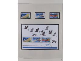 1948/2001, vorwiegend postfrische Sammlung, dabei Bund, Berlin und DDR in den Hauptnummern augenscheinlich komplett, außerdem