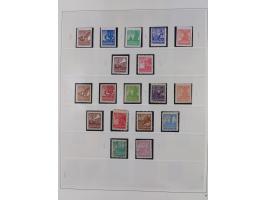 1948/2001, vorwiegend postfrische Sammlung, dabei Bund, Berlin und DDR in den Hauptnummern augenscheinlich komplett, außerdem