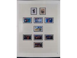 1948/2001, vorwiegend postfrische Sammlung, dabei Bund, Berlin und DDR in den Hauptnummern augenscheinlich komplett, außerdem