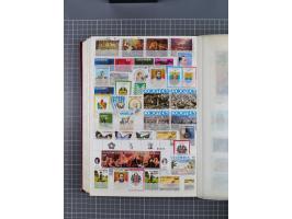 1859/2002, in the classics mostly used collection, with good section classics, later better issues including Mi.-Nr. 227K inv