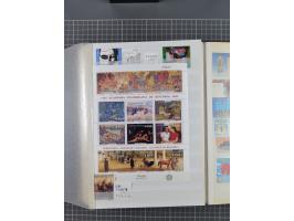 1859/2002, in the classics mostly used collection, with good section classics, later better issues including Mi.-Nr. 227K inv