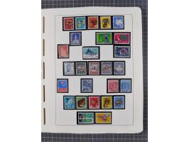 1850/2011, vorwiegend gestempelte Sammlung mit einigen Briefen, dabei Block 1 auf R-Brief, &nbsp;Block 2 mit Ersttagsstempel,