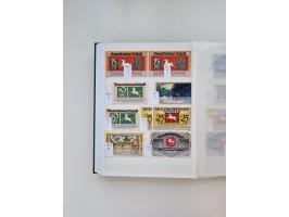 Notgeld-Serienscheine, saubere Sammlung in 16 meist dicken Steckalben, sauber nach Orten und Serien sortiert, überschlägig et