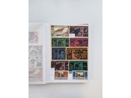 Notgeld-Serienscheine, saubere Sammlung in 16 meist dicken Steckalben, sauber nach Orten und Serien sortiert, überschlägig et