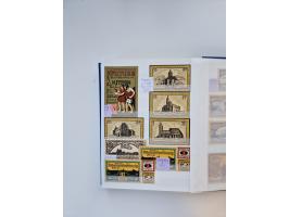 Notgeld-Serienscheine, saubere Sammlung in 16 meist dicken Steckalben, sauber nach Orten und Serien sortiert, überschlägig et