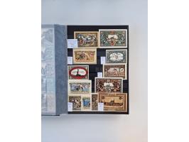 Notgeld-Serienscheine, saubere Sammlung in 16 meist dicken Steckalben, sauber nach Orten und Serien sortiert, überschlägig et