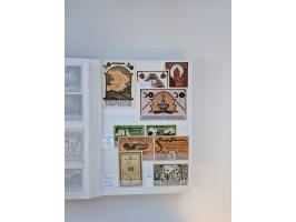 Notgeld-Serienscheine, saubere Sammlung in 16 meist dicken Steckalben, sauber nach Orten und Serien sortiert, überschlägig et