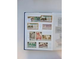 Notgeld-Serienscheine, saubere Sammlung in 16 meist dicken Steckalben, sauber nach Orten und Serien sortiert, überschlägig et