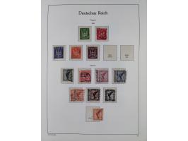 1872/1945, gestempelte Sammlung ab Brustschilde, mit vielen 5 M. Werten, Zeppelinen, Blocks und Dienstmarken, meist gute Erha